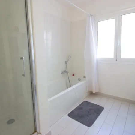 - 8 Personnes - Piscine - Parking Villa Antibes