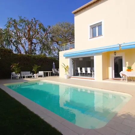 - 8 Personnes - Piscine - Parking Villa *